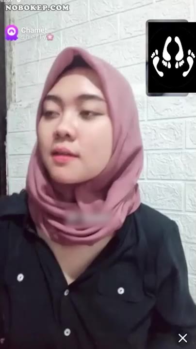 ViralSherlyJilbabHitam