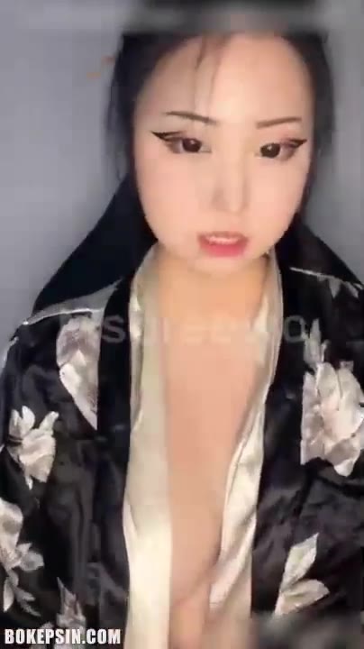 Thumbnail untuk Bokep Indo Host Chindo Full Memek Becekin Bree