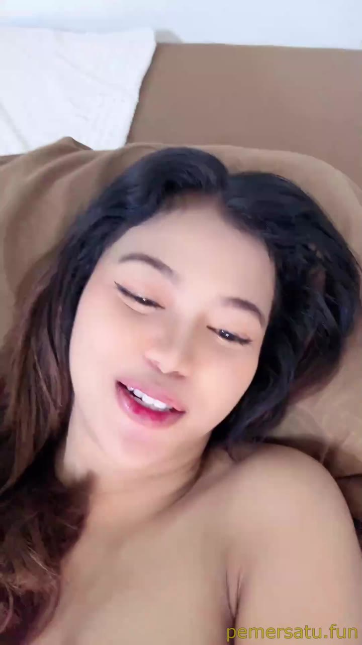 Dildo Subur Memek Pakai Vibrator Dan