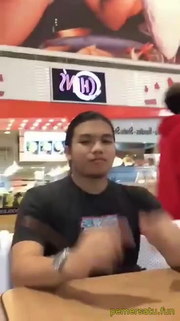 P24 Mikalela Abg 18yo Chindo Rambut Pendek