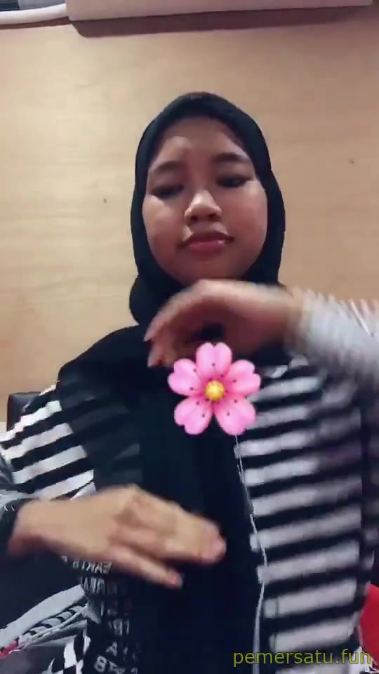P148 Nurul Syafina Jilbab Pap Tetek
