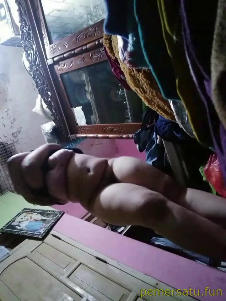P2 Sari ABG 18yo Montok Gemoy Memek Item Pemersatu Fun