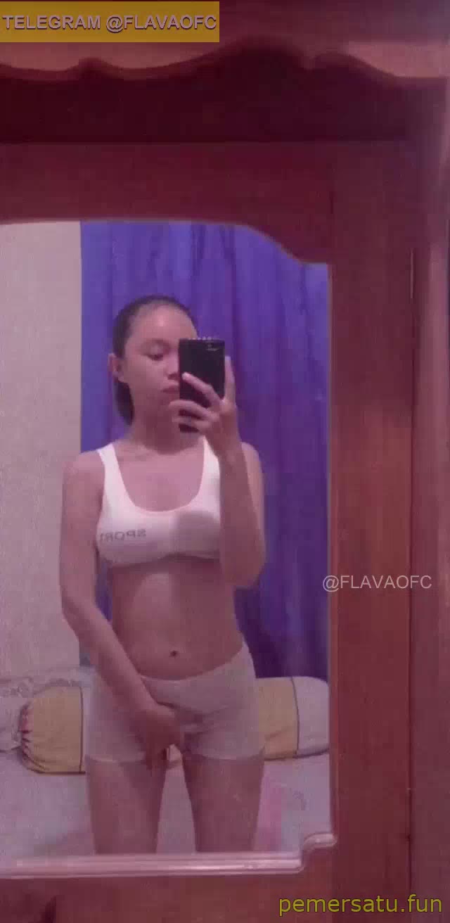 P16 Dinda Hijab ABG 18yo Terkenal Di Sekolah
