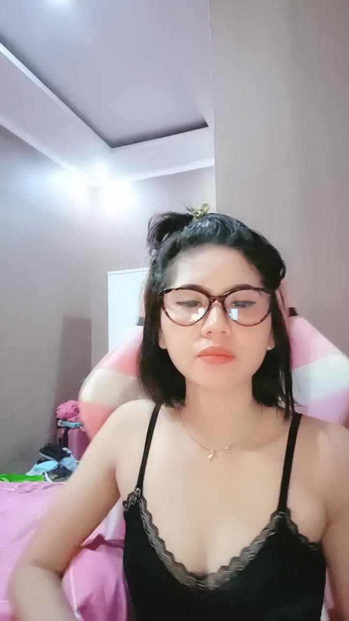 Bugil Abis Mandi Tante Chacha Live Ebot Semi