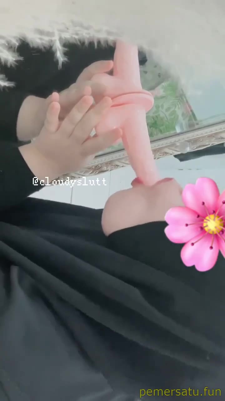 P10 CloudySlutt ABG Jual Konten Colmek Pakai Dildo 18yo Pemersatu Fun