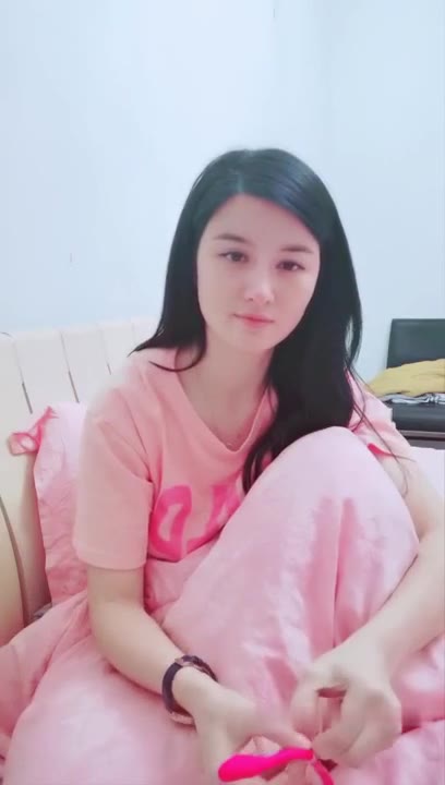 Thumbnail untuk Janda Muda Cantik Coba2 Live Terbaru Video bokep