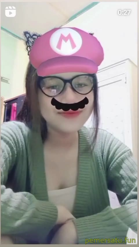 P30 Zeyya 18yo Viral