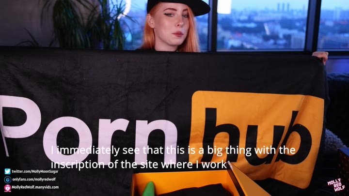 Thumbnail untuk 096 500k Pornhub Gifts Unboxing And Oral Creampie