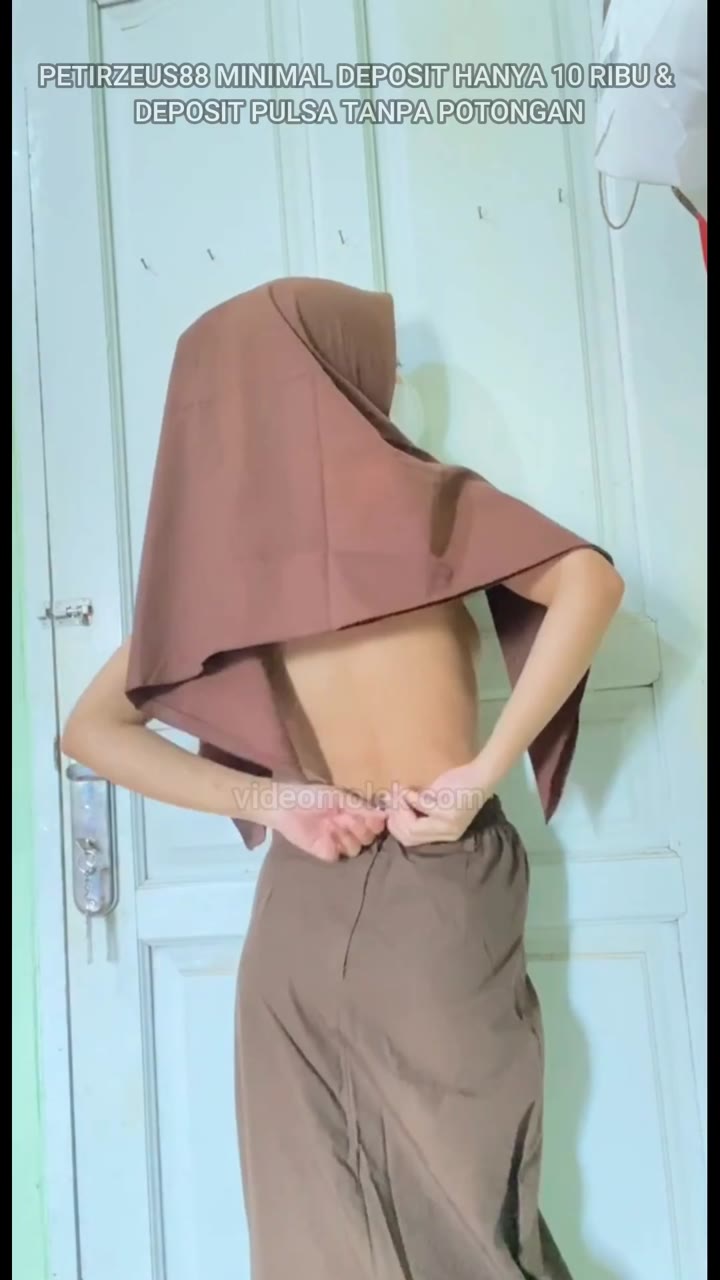 Thumbnail untuk Video Bocil Smp Pramuka Coba Pakai Sextoys indo