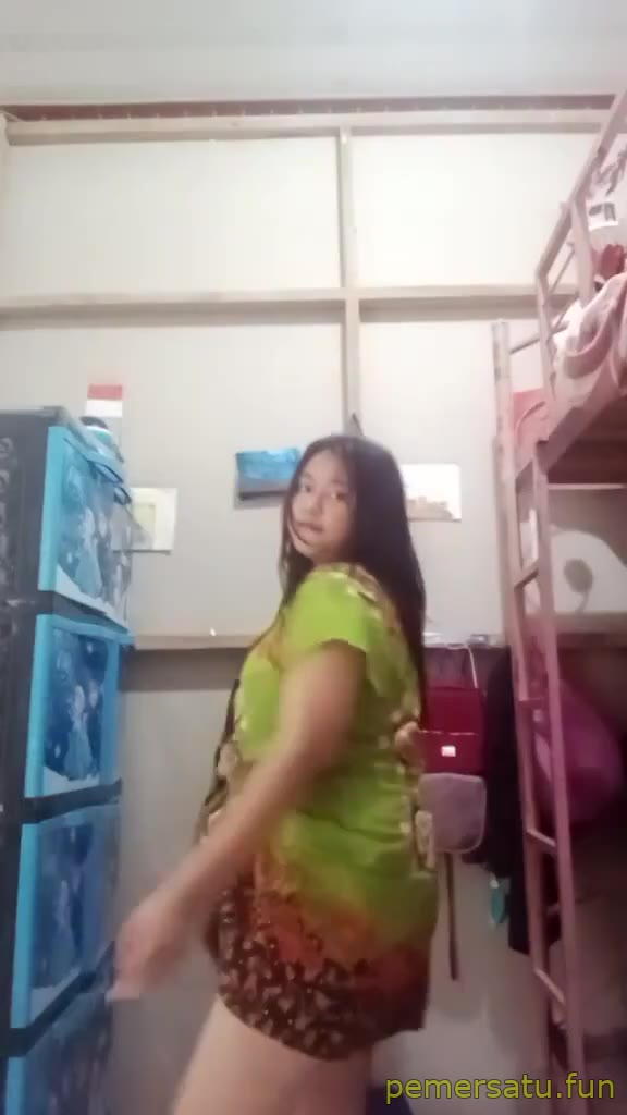 P17 Anathema Abg 18yo Jilbab Tobrut
