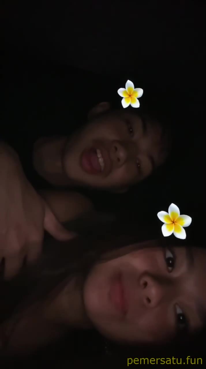 P10 Ahyena Bendo Abg 18yo Viral