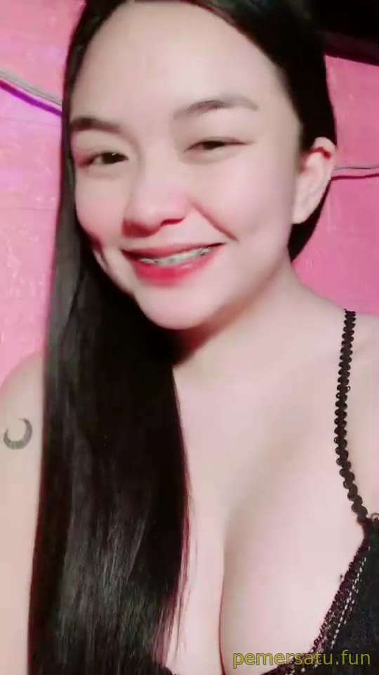 P13 Alexis Vivienn Tiktoker Cantik Mulus