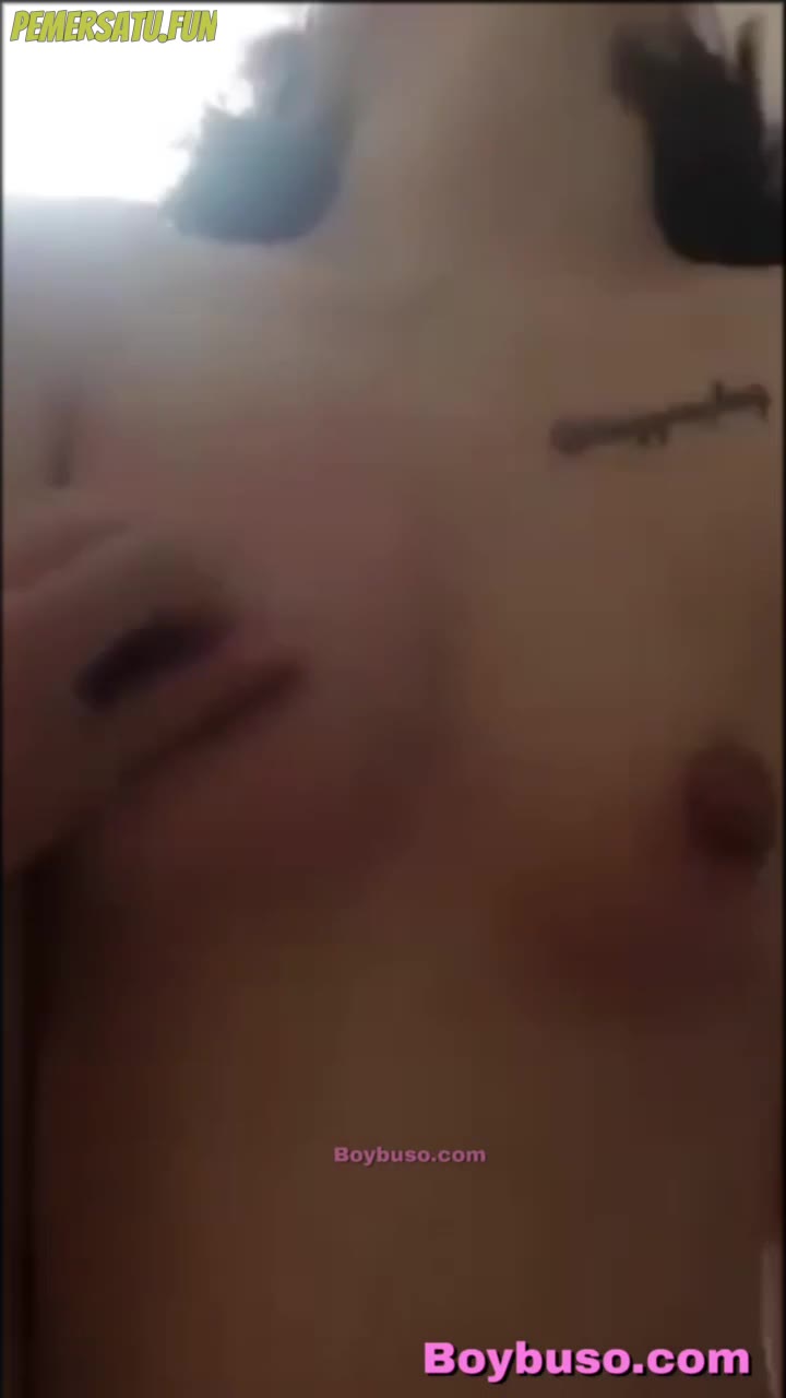 Diatas Abg 18yo Bondol Tatto Menikmati Ngewe