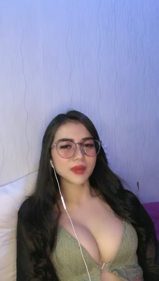 Thumbnail untuk Serutube Angelic Demon Selebgram Toge Mendesah Nikmat 11811