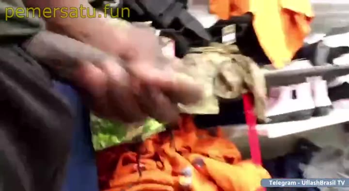 Swalayan Kontol Hitam Disepong Di