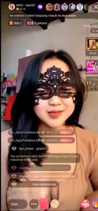 7158422850902812672 Video 2022-10-16 03-43-29