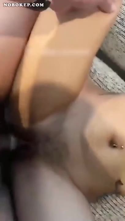Thumbnail untuk Bokep Genjot Memek Sempit Bocil Mendesah Kenikmatan Doodstream