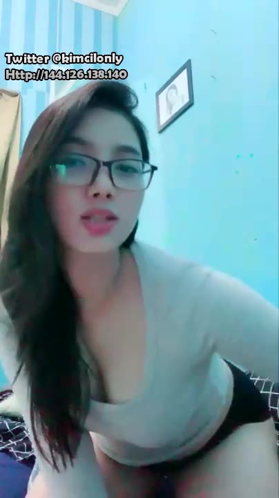 P18 Julia Aka Leaa
