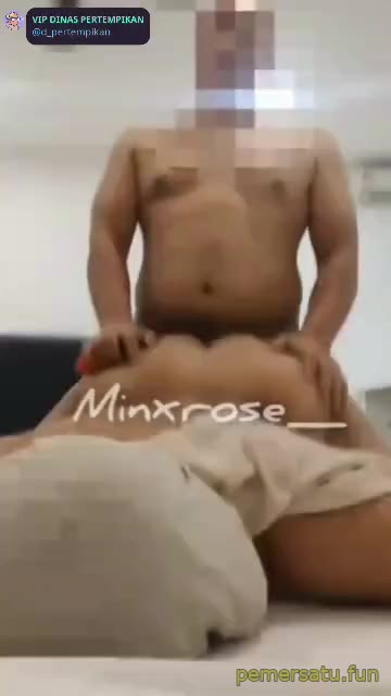 P22 Janda Jilbab Minmin Bisa Anal