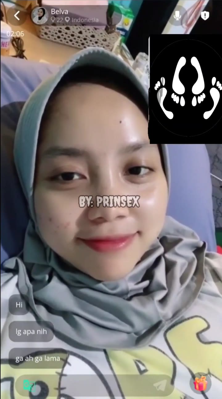 VCS Sama Cewek Jilbab Cantik Gak Mau Liatin Bawah Lagi Period