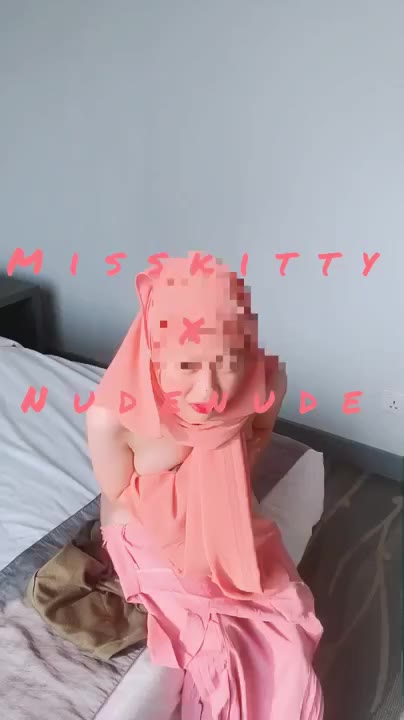 DoodStream Ukhty Miss Kitty 5 -