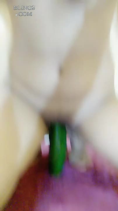Thumbnail untuk Ariana Memek Ireng Colmek Pakai Terong Kegedan Sampai
