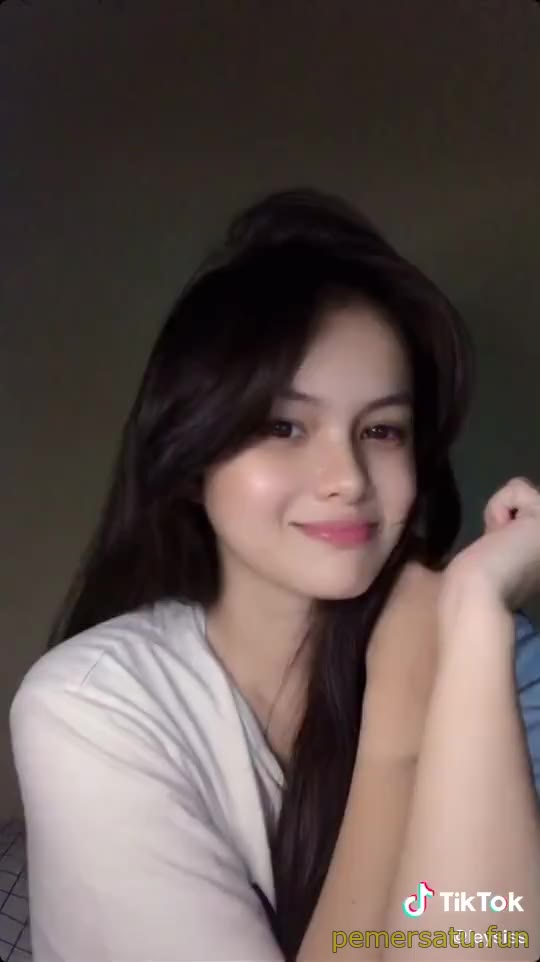 P17 Leylis Cantik Banget Sih Memeknya Pasti Wangi Kedongdong