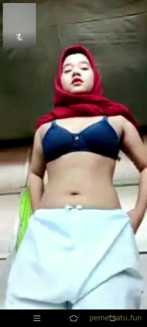 P9 Emiastia Abg 18yo Jilbab Blunder