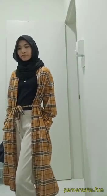 P11 Sara Nurain Abg 18yo Sange Viral