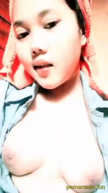 P1 Riska Abg 18yo Sange Suka Jilat Toket Sendiri Memek Masih Rapet