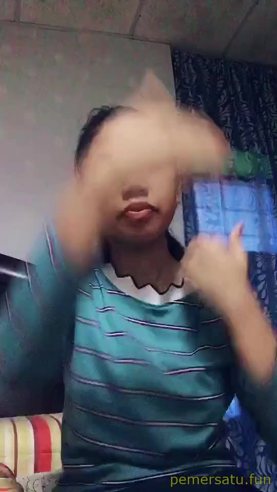 P128 Nurul Syafina Jilbab Pap Tetek