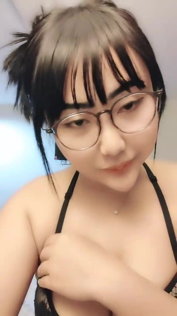 Thumbnail untuk Chika Mangolive Alias Miyuki Host Legend Pada Masanya