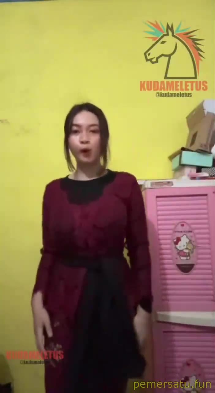 P33 Cimolla Tiktoker 18yo Pulen Suka Ngewe