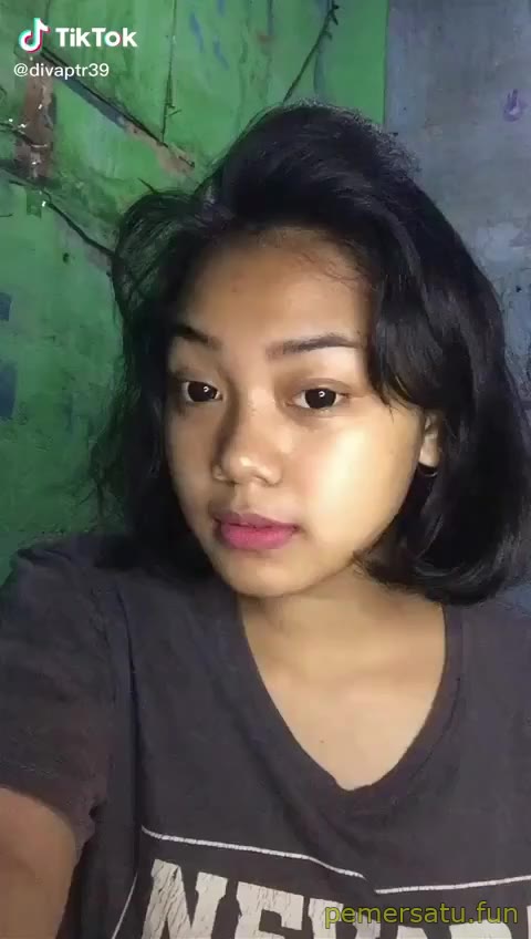 P18 X572 Pernah Mau Viral Tiktoker ABG FYP Siap Pakai Pemersatu Fun