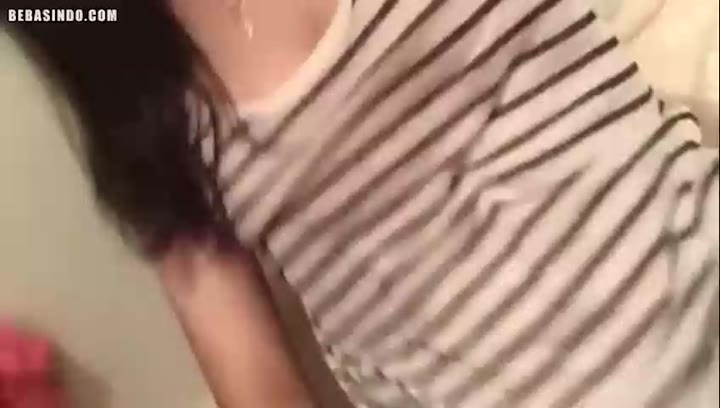 Thumbnail untuk Bokep Indo Abg Ngirim Video Ke Pacarnya Sangetube