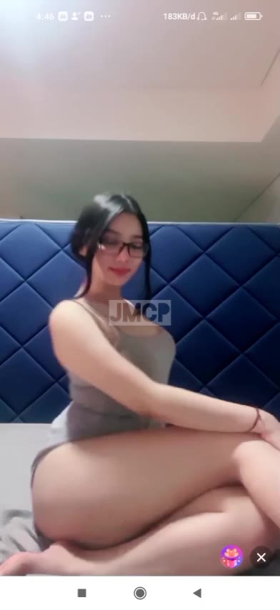 Lia VID 20220114 8826777 -