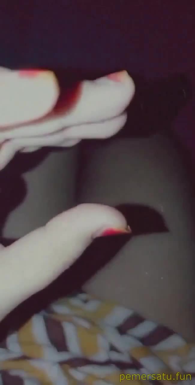 P47 CloudySlutt ABG Jual Konten Colmek Pakai Dildo 18yo Pemersatu Fun