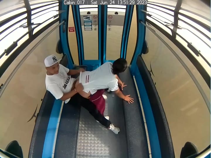 Thumbnail untuk Abg Ngewe Di Wahana Terekam Cctv Website Video