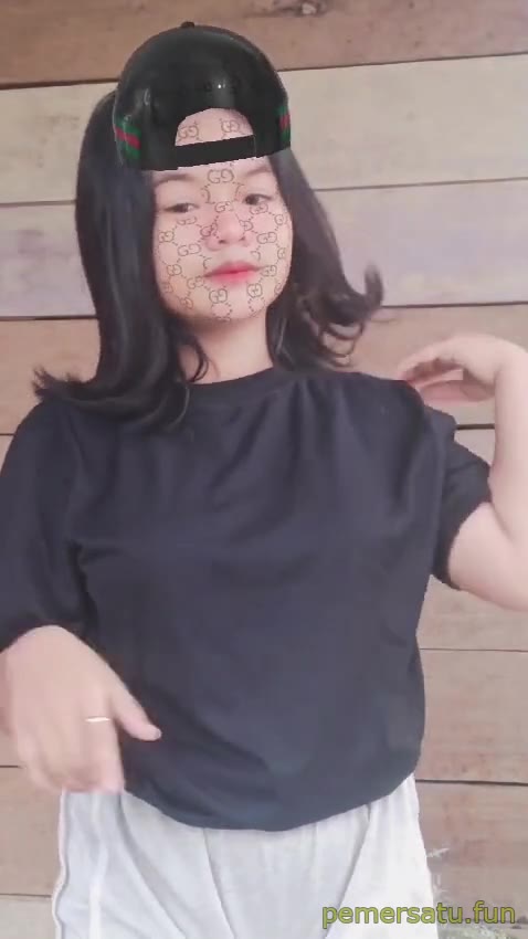 P19 Dedek Puput 18yo Suka Vcs Doyan Kontol