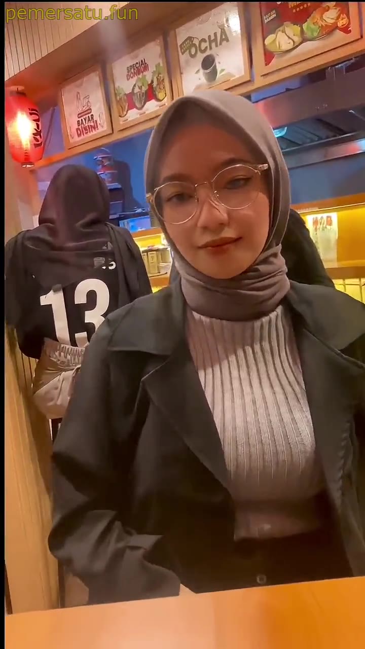 P20 Trakteer Fadhilarzk Hijab Sange Viral
