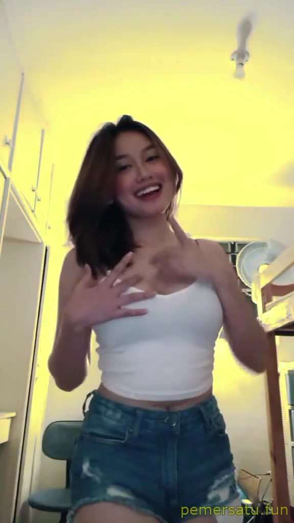 P11 Jhoana Ti Abg 18yo Pemersatu Fun