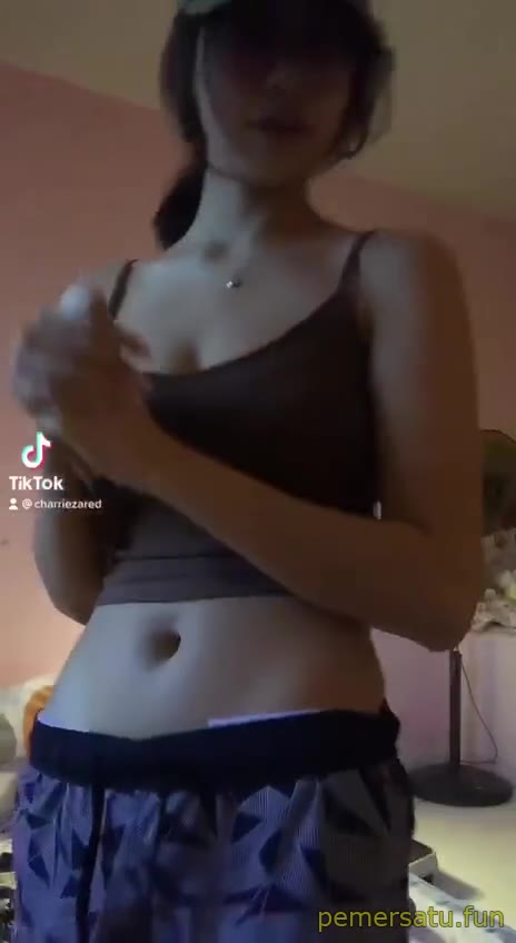 P8 Chariee 18yo Sange