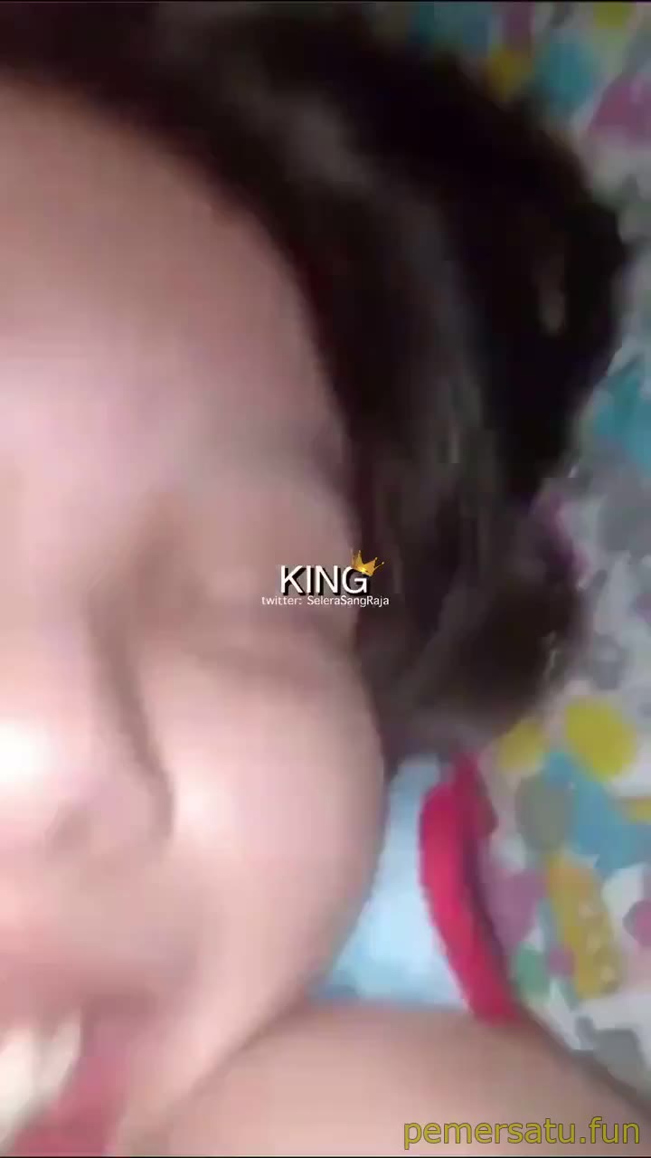 P1 Gemoy Berkeringat Saat Dientot Memeknya Bunyi