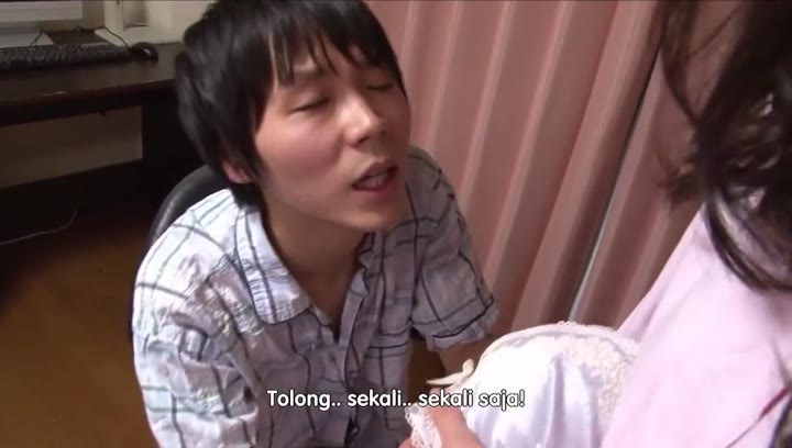 Thumbnail untuk Kepincut Kontol Besar Anak Tiri Nachi Kurosawa Jav