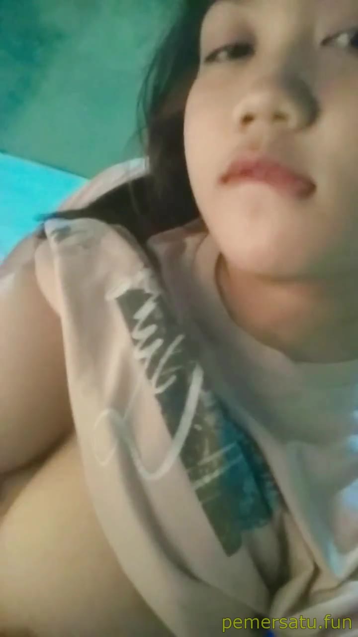 P8 Rosalinda Hijab Tobrut 18yo Sange Viral