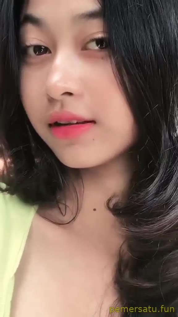 Menawan Cantik Toket