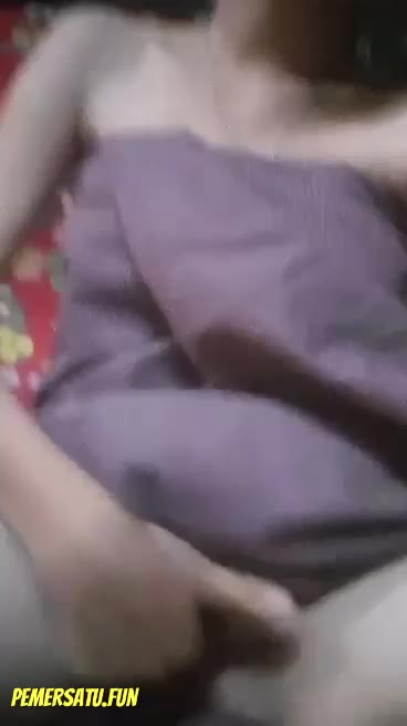 P1 Abg 19yo Rambut Pendek Suka Pamer Susu Dan Colok Memek