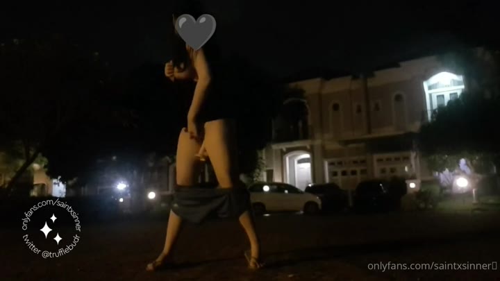 Thumbnail untuk Bokep Indo Colmek Sambil Jalan Diperumahan Bebasindo Lulustream