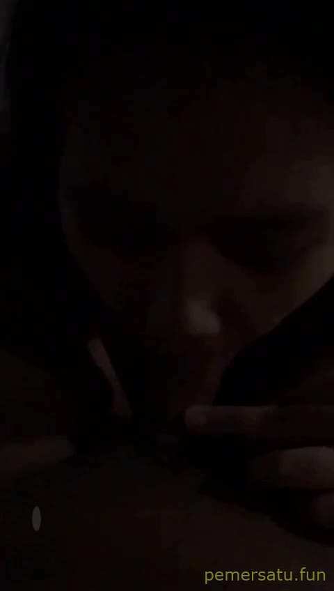 P20 Zeya Abg 18yo Kacamata Sange