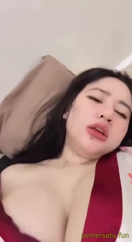 P58 Ochi Berlian Tante Selebgram Montok